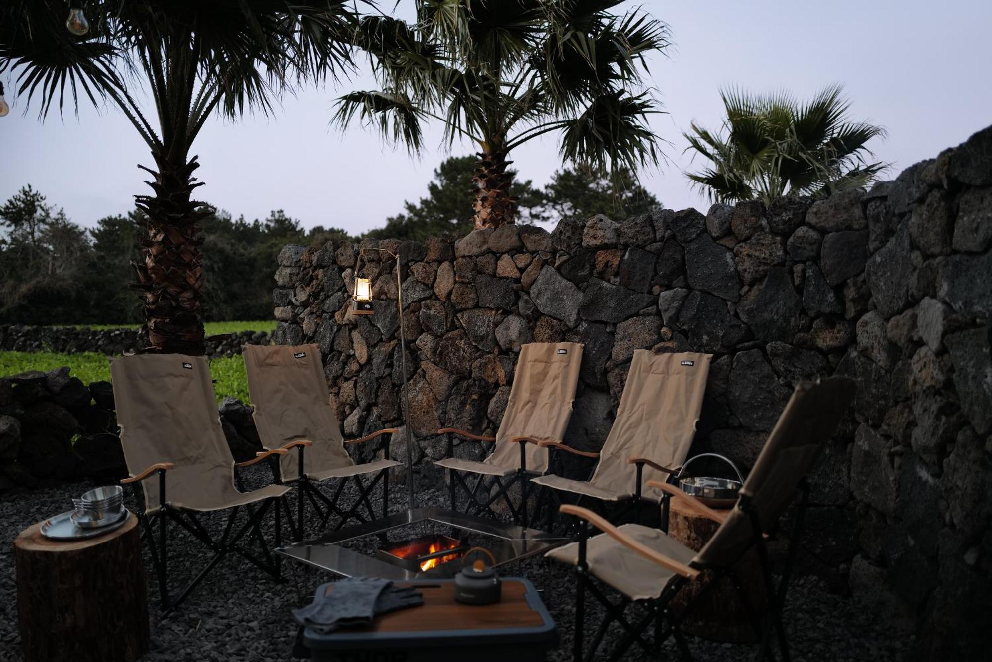 Ocean Square Resort Seogwipo Exteriör bild